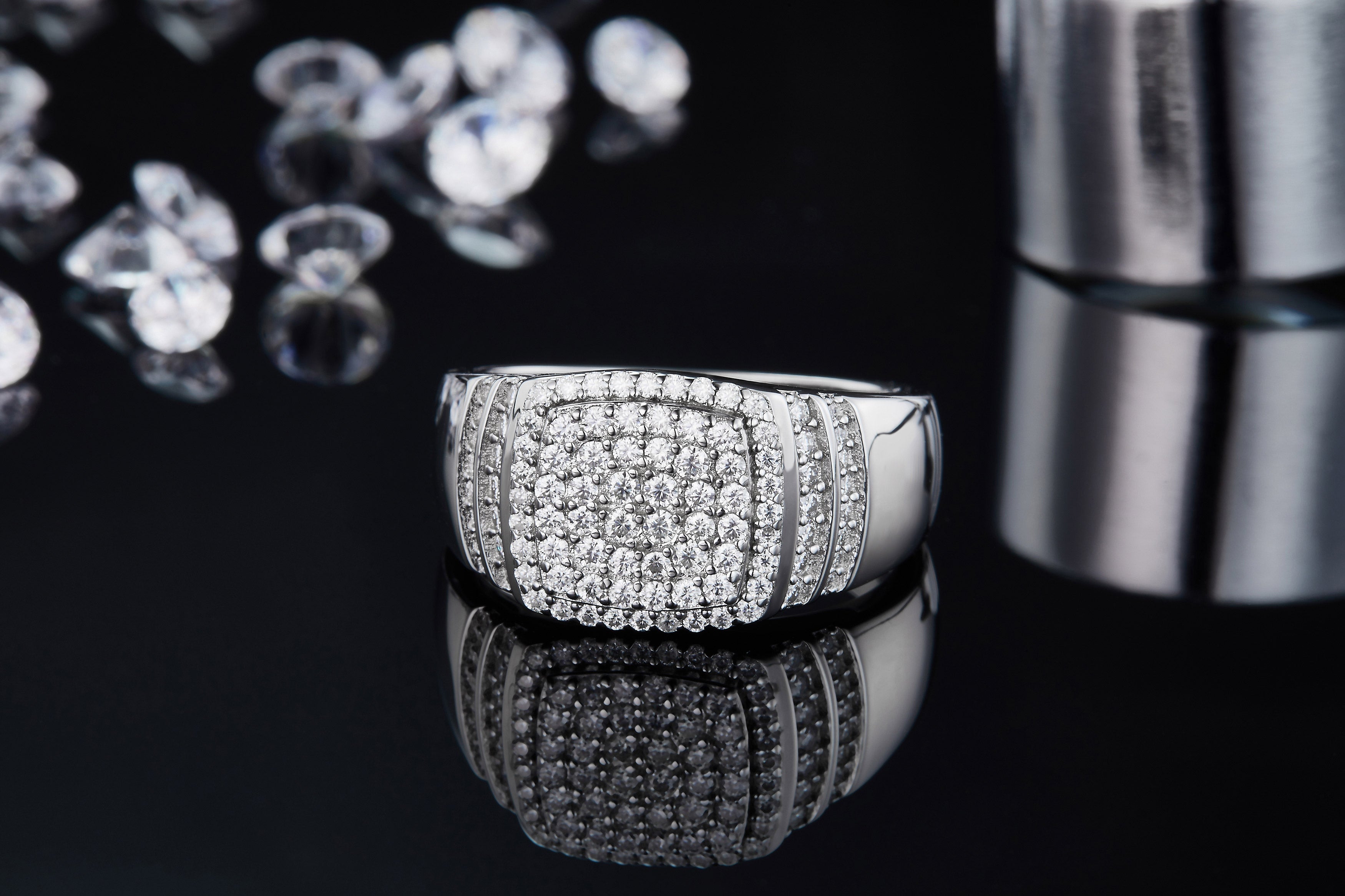 Men's Luxury And Fashionable Light Luxury Jewelry Silver Ring S925 Silver-plated Platinum Set With Top-quality Moissanite